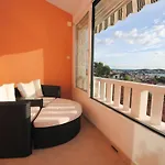 Seaview Luxury 